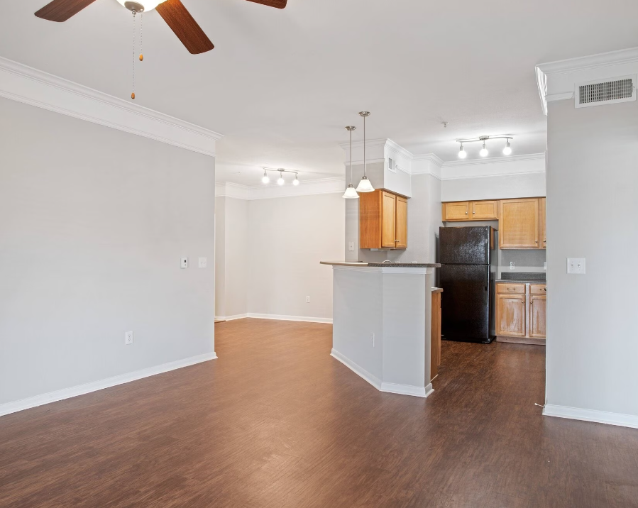 Cypress Condo: 12 Tin Hall