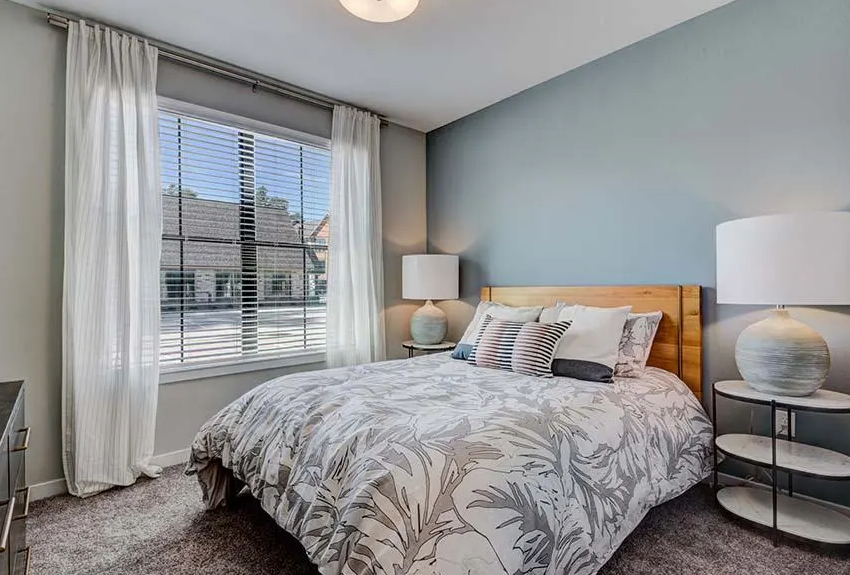 Conroe Condo: 500 Town Park Dr