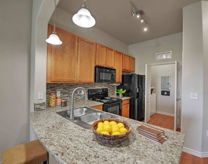 Bee Cave Condo: 12601 Galleria Cir
