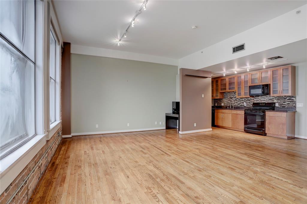 Houston Condo: 915 Franklin