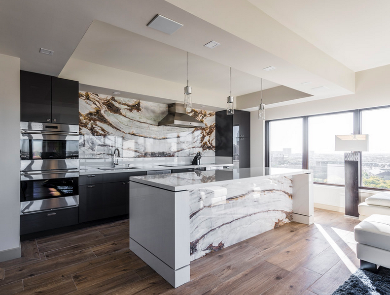 Dallas Condo: 3030 McKinney