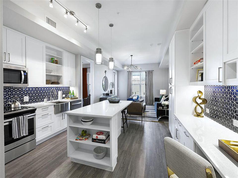 Austin Condo: 11001 Austin Ln