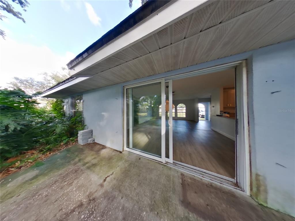 Orlando Condo: Undisclosed Address