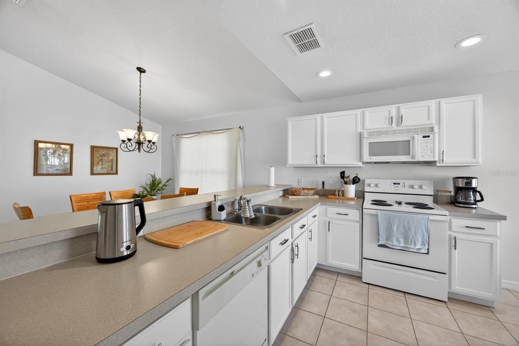 Davenport Condo: 355 High Point Drive