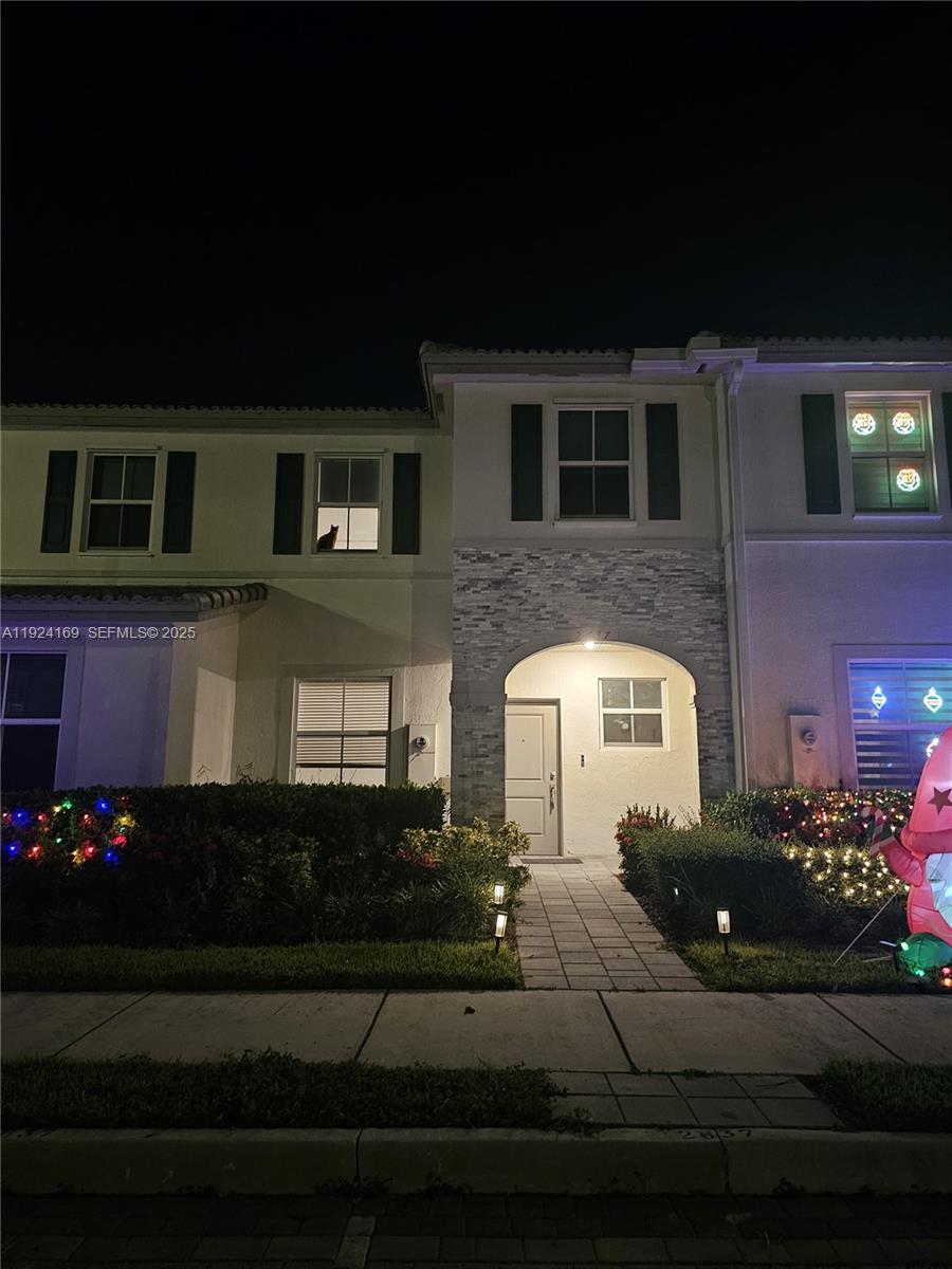 Homestead Condo: 2637 Southeast 17th Street