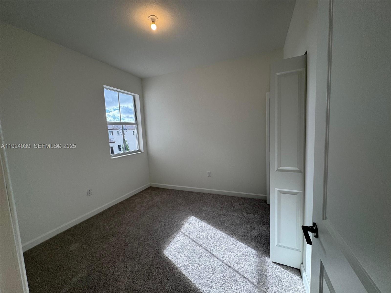 Homestead Condo: 2716 Southeast 26th Avenue