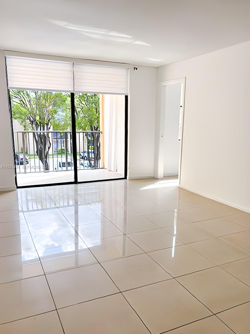 Miami Condo: 14301 North Kendall Drive