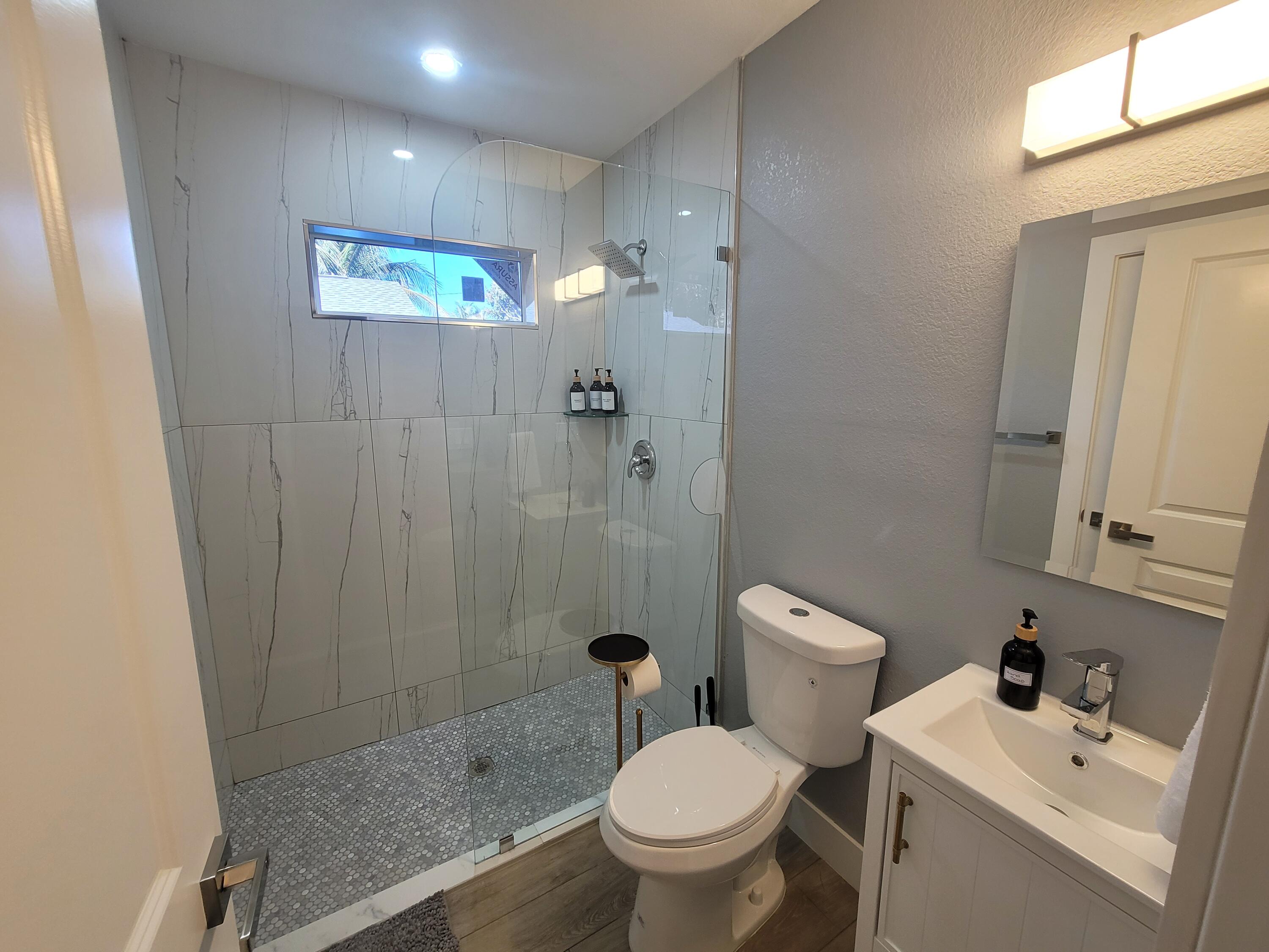 Cloud Lake Condo: 106 East Chandler Road