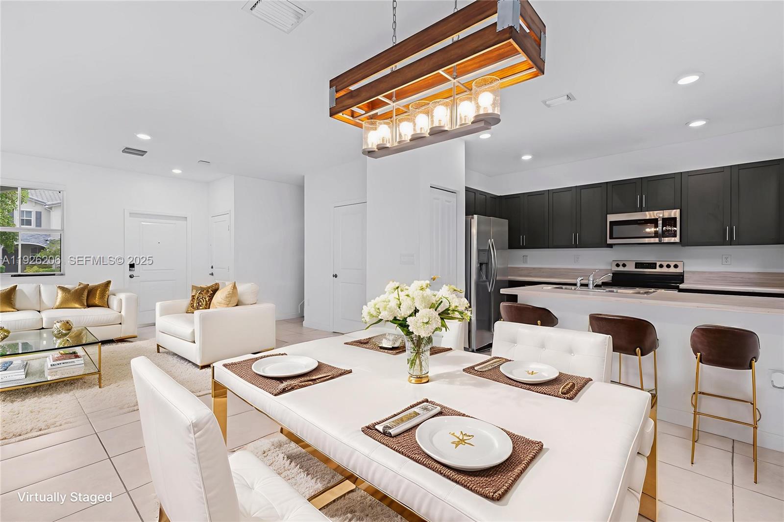 Homestead Condo: 2652 Southeast 13th Street