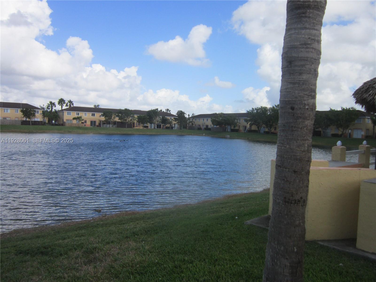 Homestead Condo: 1652 Southeast 28th Street