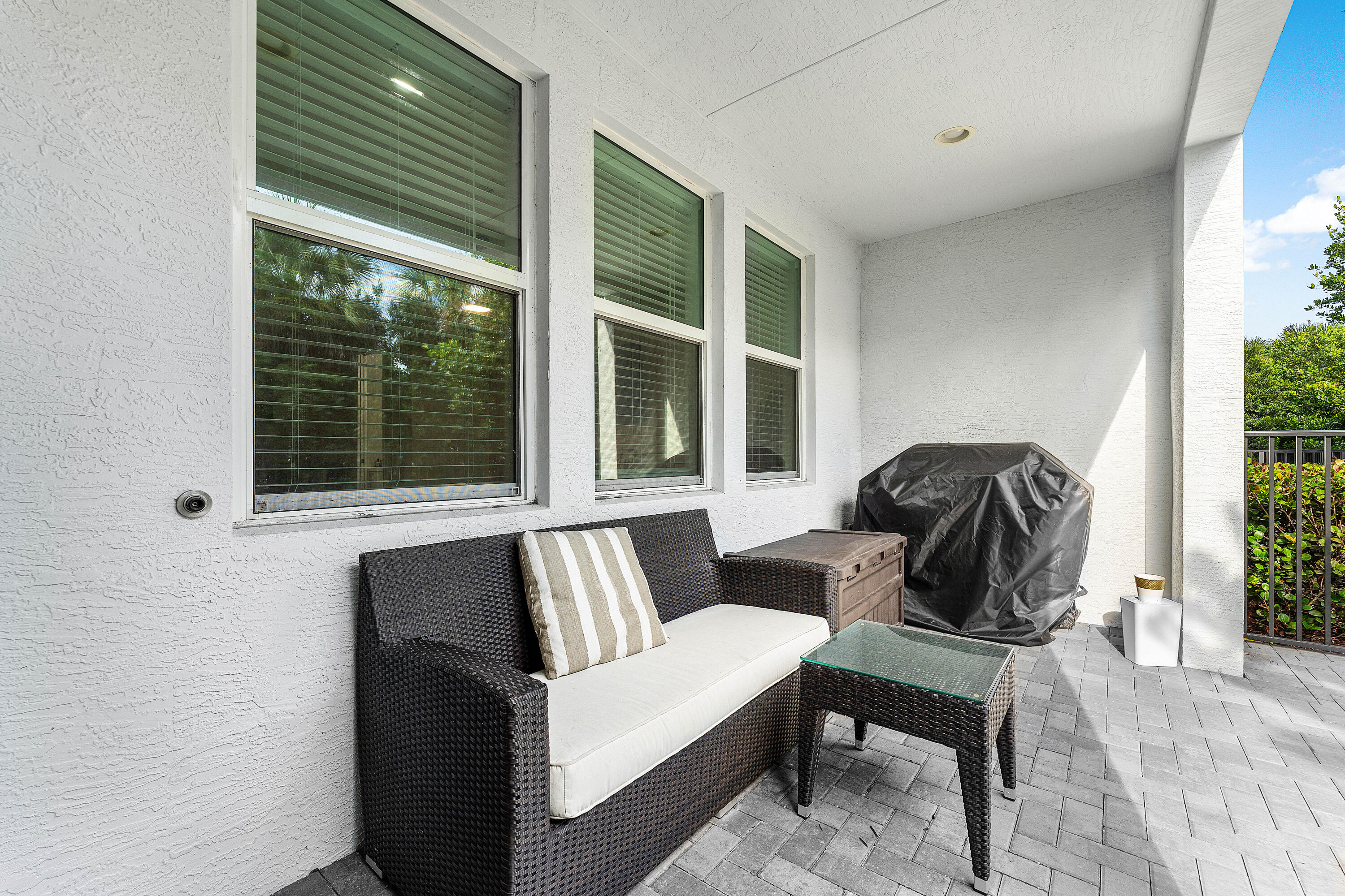Westlake Condo: 16280 Oakview Drive