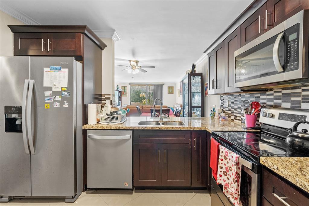 North Lauderdale Condo: 1830 North Lauderdale Avenue