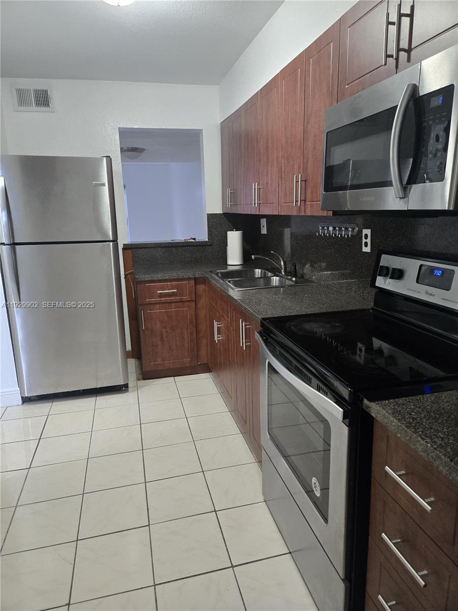 Miami Condo: 8054 Southwest 150th Avenue