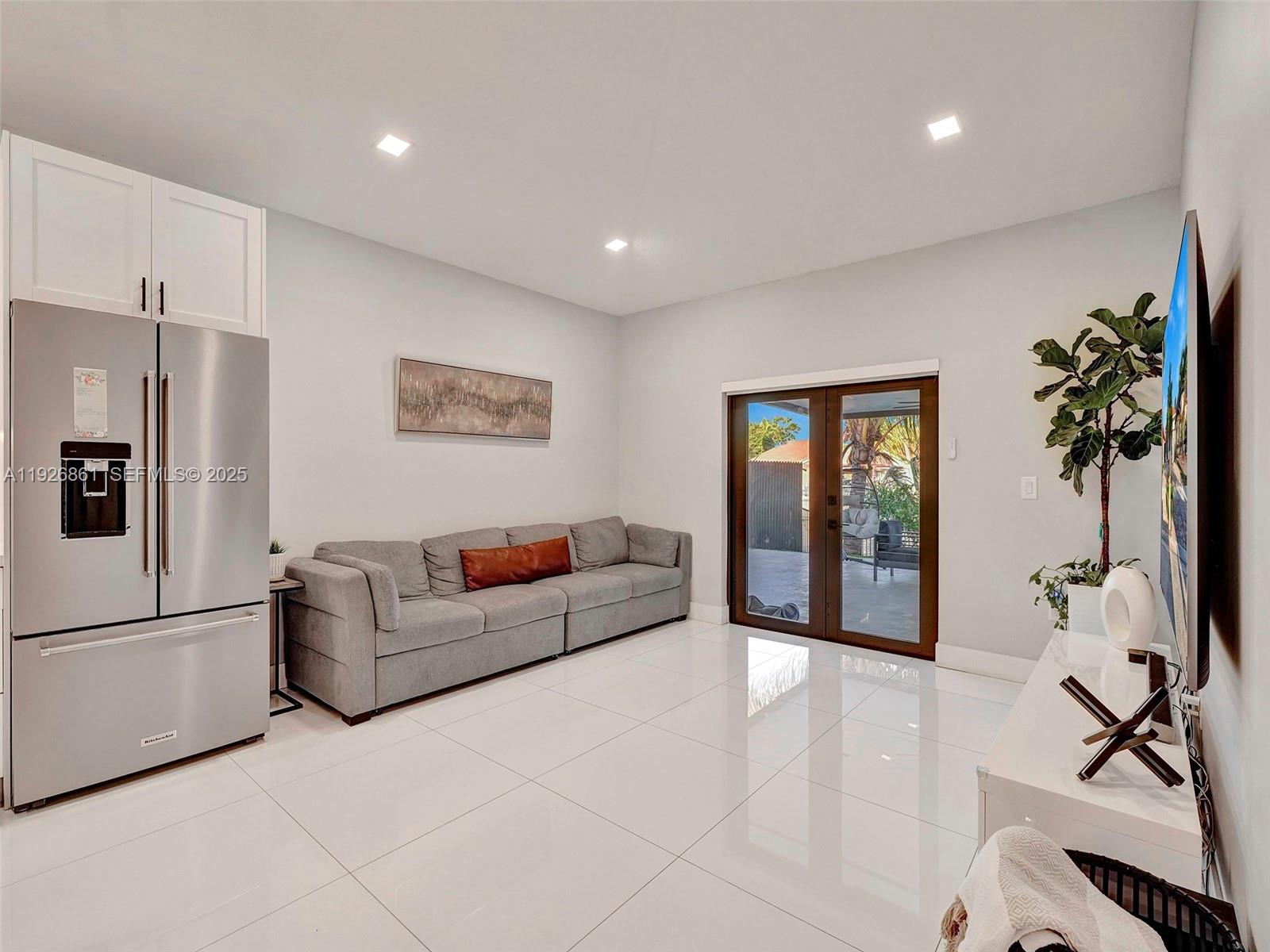 Hialeah Condo: 19901 Northwest 77th Court