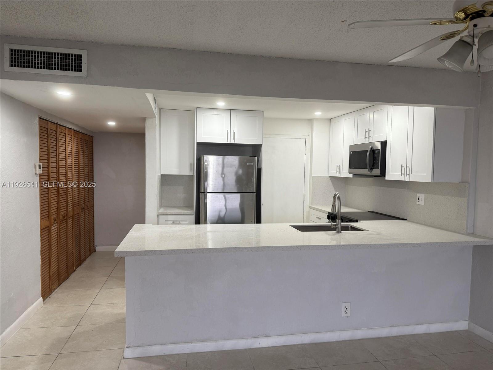 Miami Condo: 9001 Southwest 77th Avenue