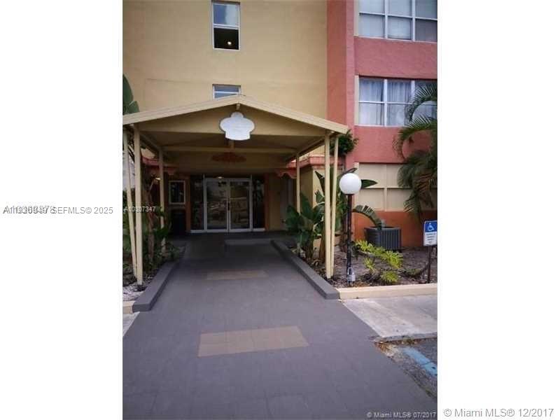 Miami Condo: 9143 Southwest 77th Avenue