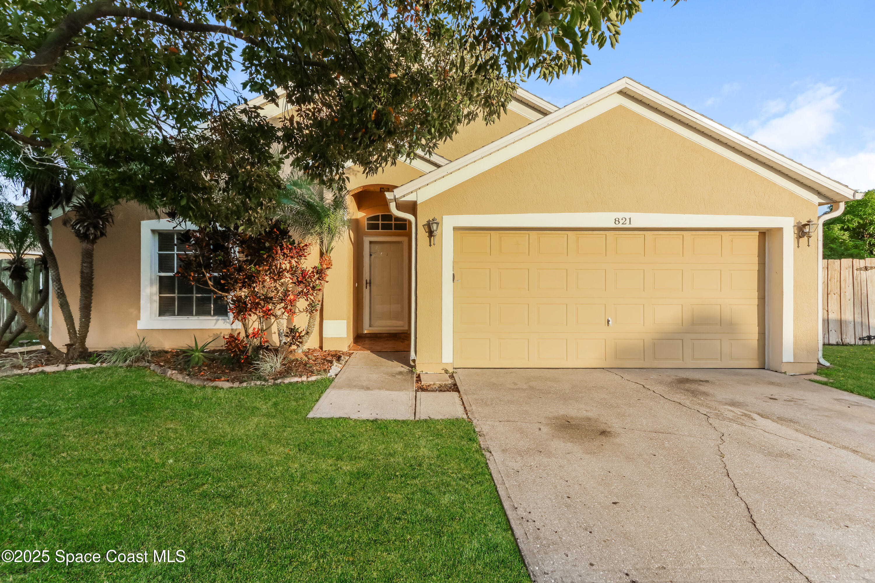 Rockledge Condo: 821 Honeysuckle Drive