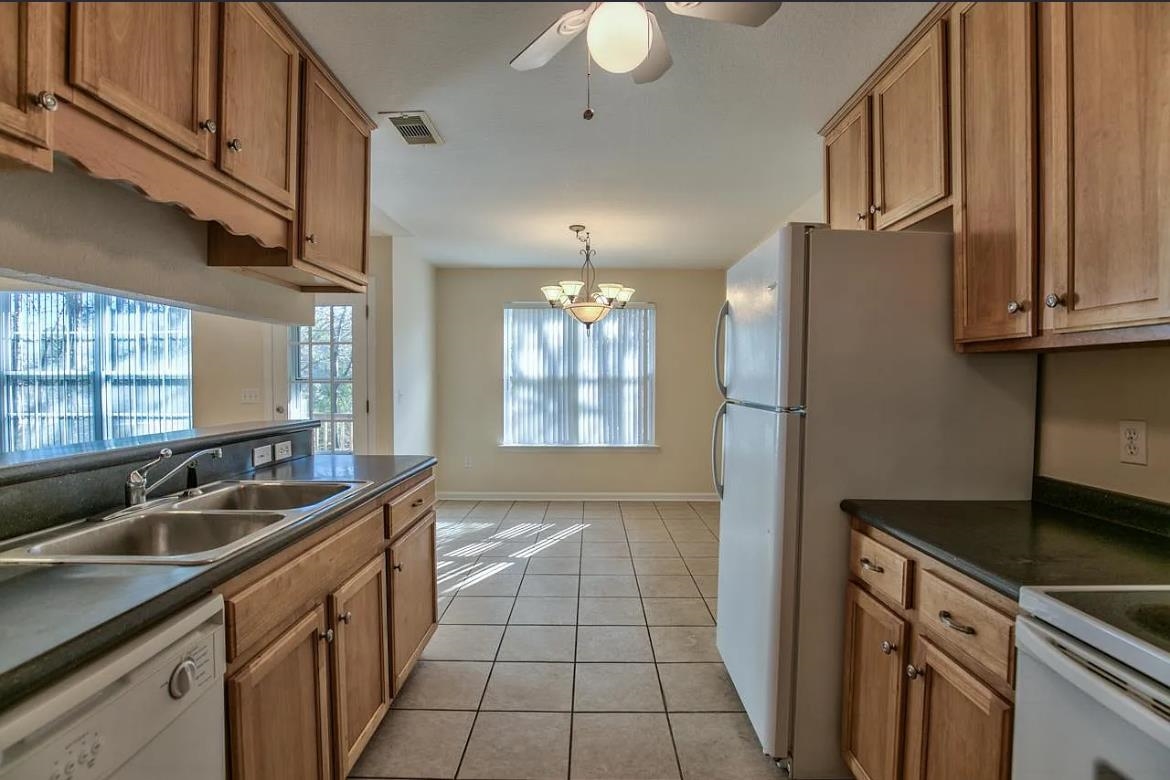 Tallahassee Condo: 6811 Donerail Trail
