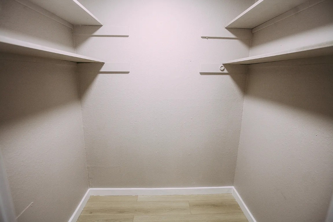 Luling Condo: 345 Fm 86