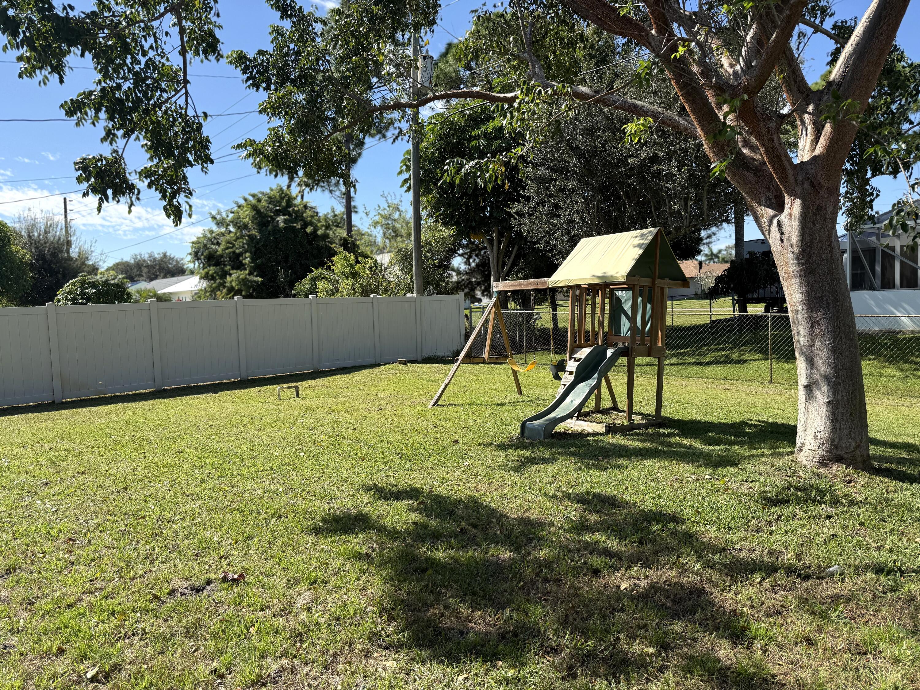 Vero Beach Condo: 1835 17th Avenue Southwest