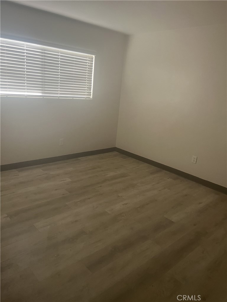 Riverside Condo: 4393 Tyler Street