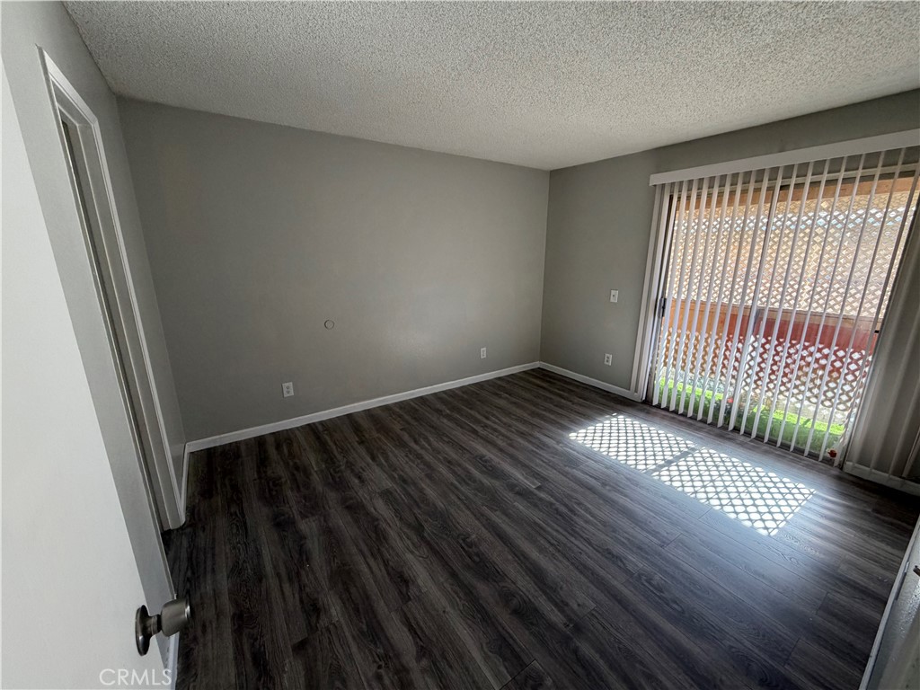 Fontana Condo: 9240 Date Street
