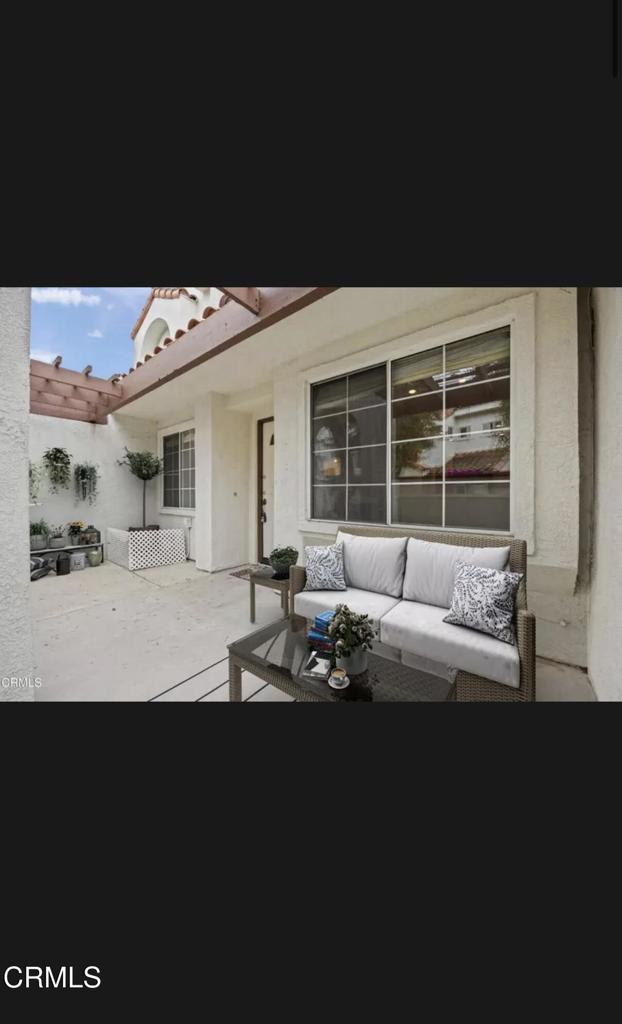 Camarillo Condo: 273 Camino Toluca