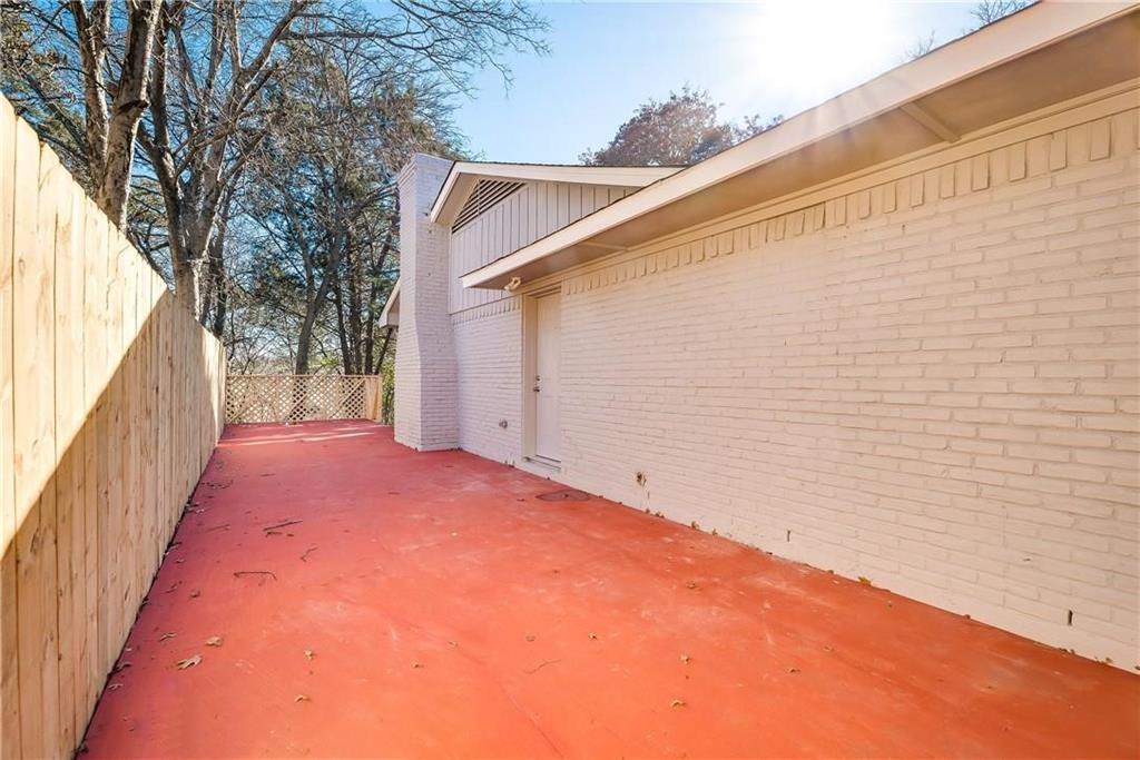 Dallas Condo: 1622 Whitedove Drive