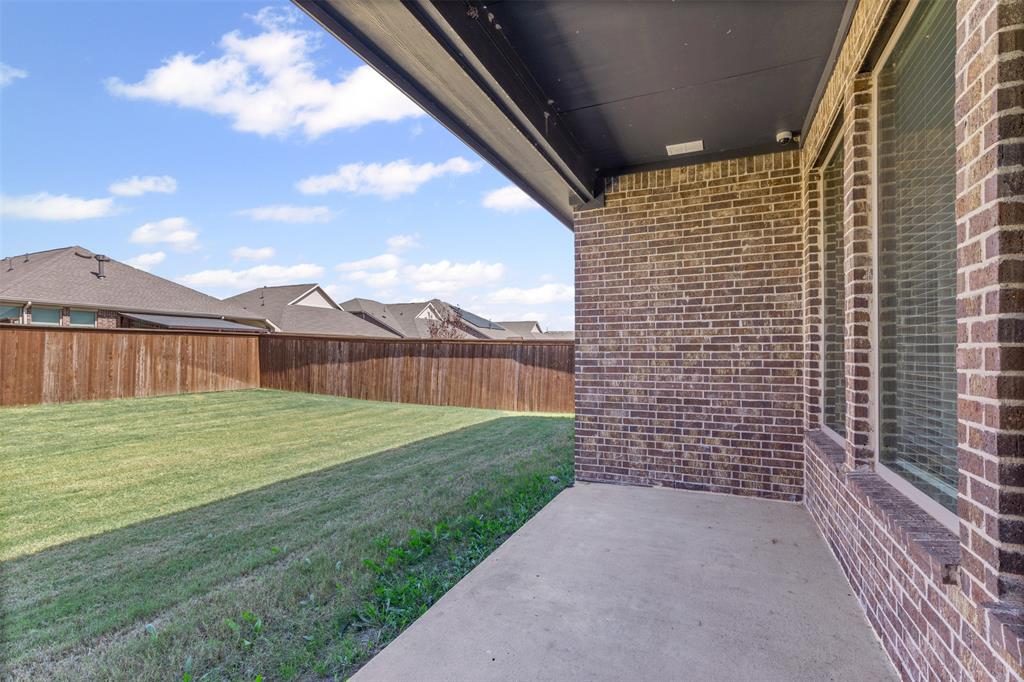 Forney Condo: 701 Lemmon Lane