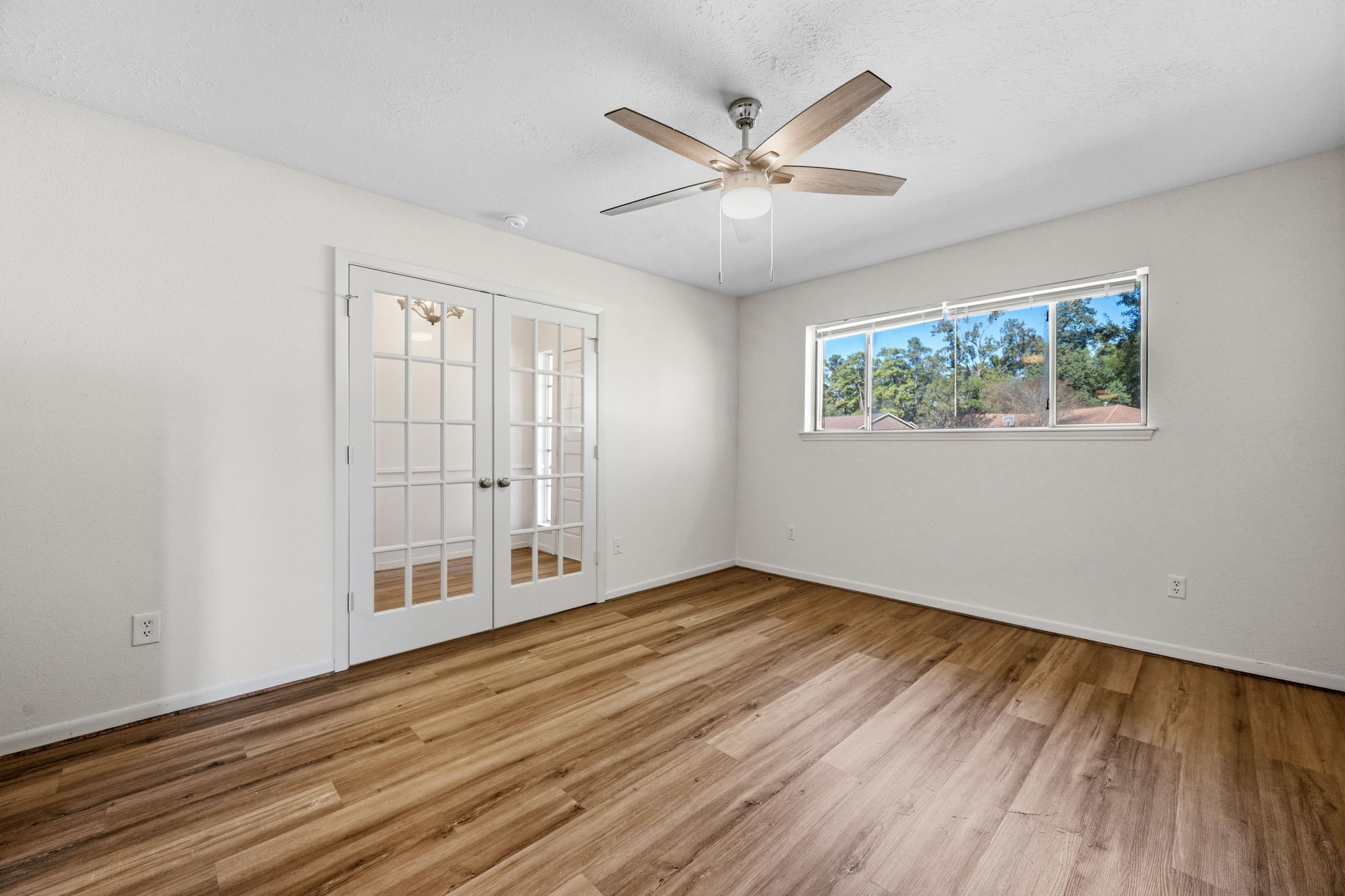 Spring Condo: 25407 Lancewood Drive