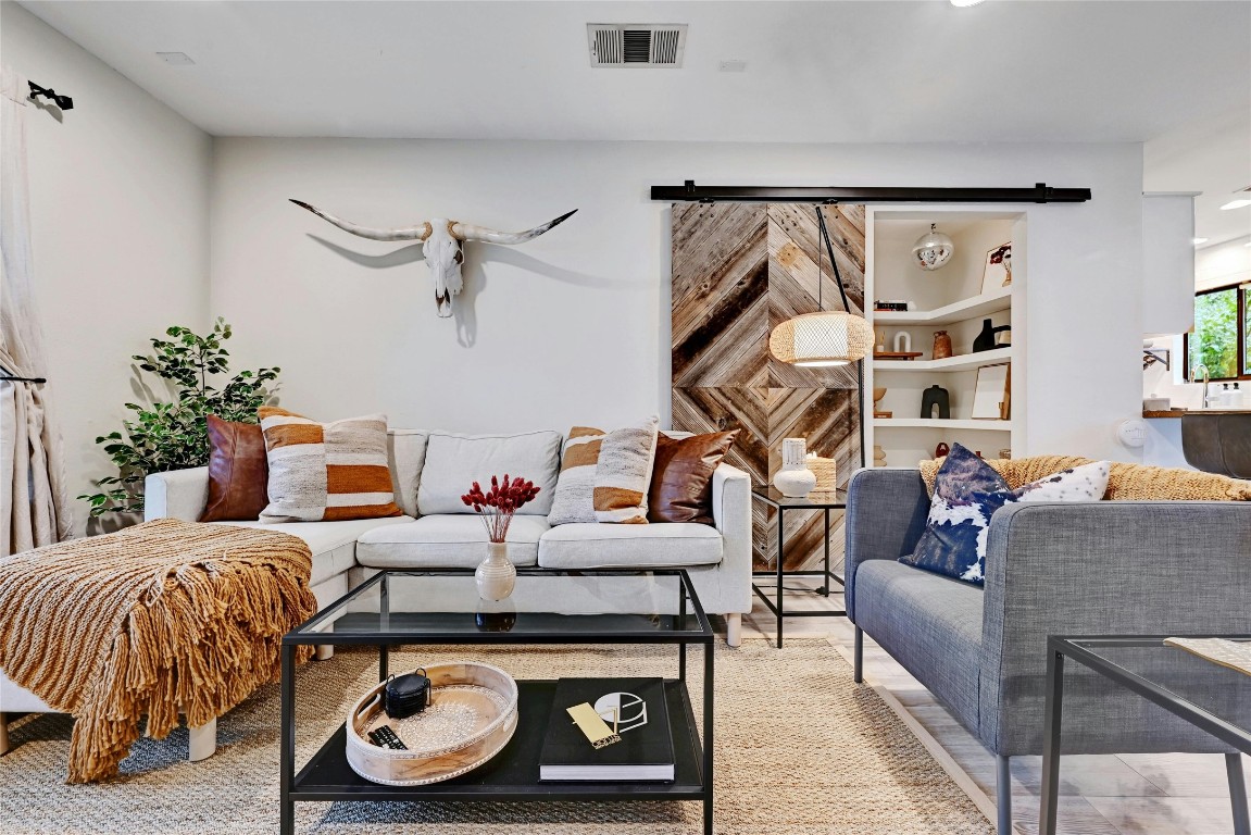 Austin Condo: 2511 Friar Tuck Lane