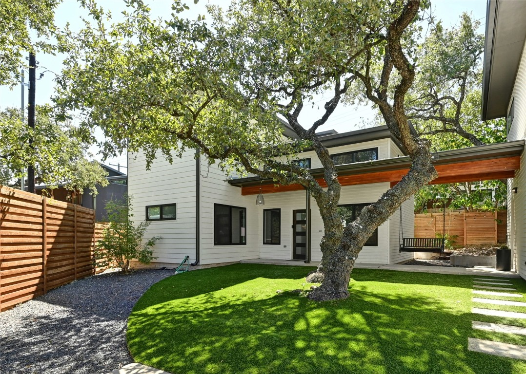 Austin Condo: 407 South Park Drive