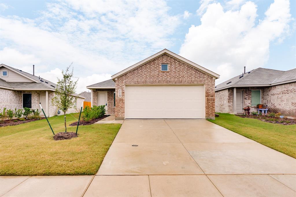 Forney Condo: 1119 Barbary Flds Street