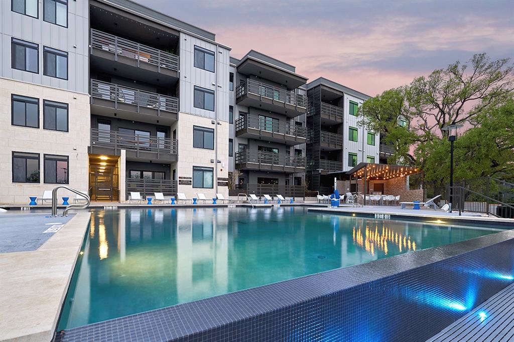 Austin Condo: 3600 South Lamar Boulevard