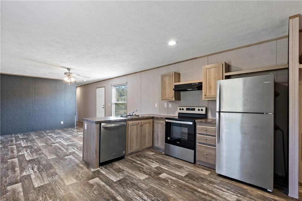 College Station Condo: 3933 Graham Road North