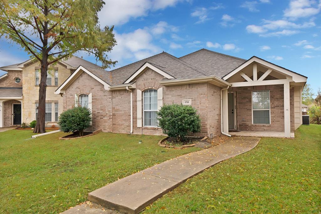 Allen Condo: 1718 Briarhollow Drive