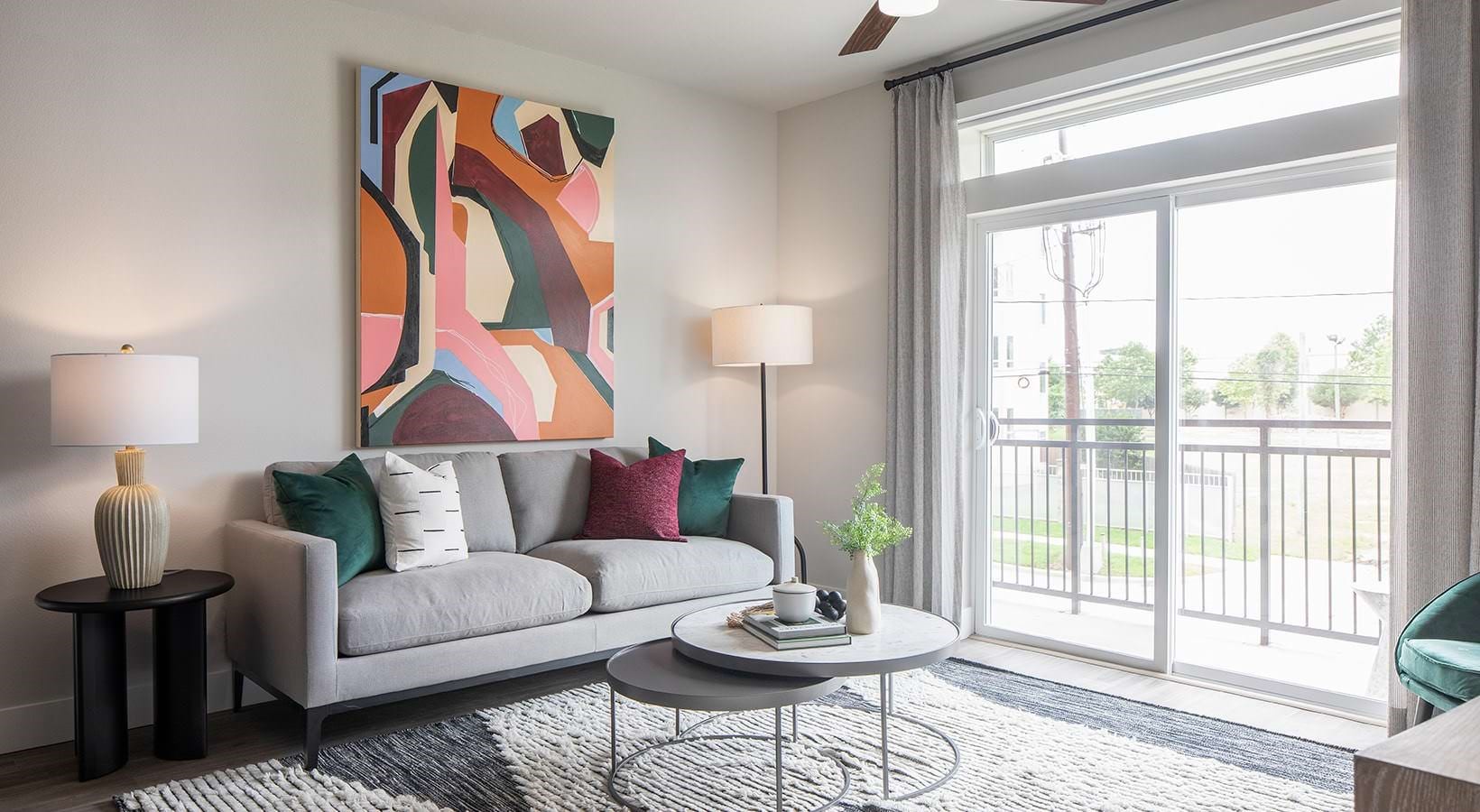 Houston Condo: 2425 Bell Street