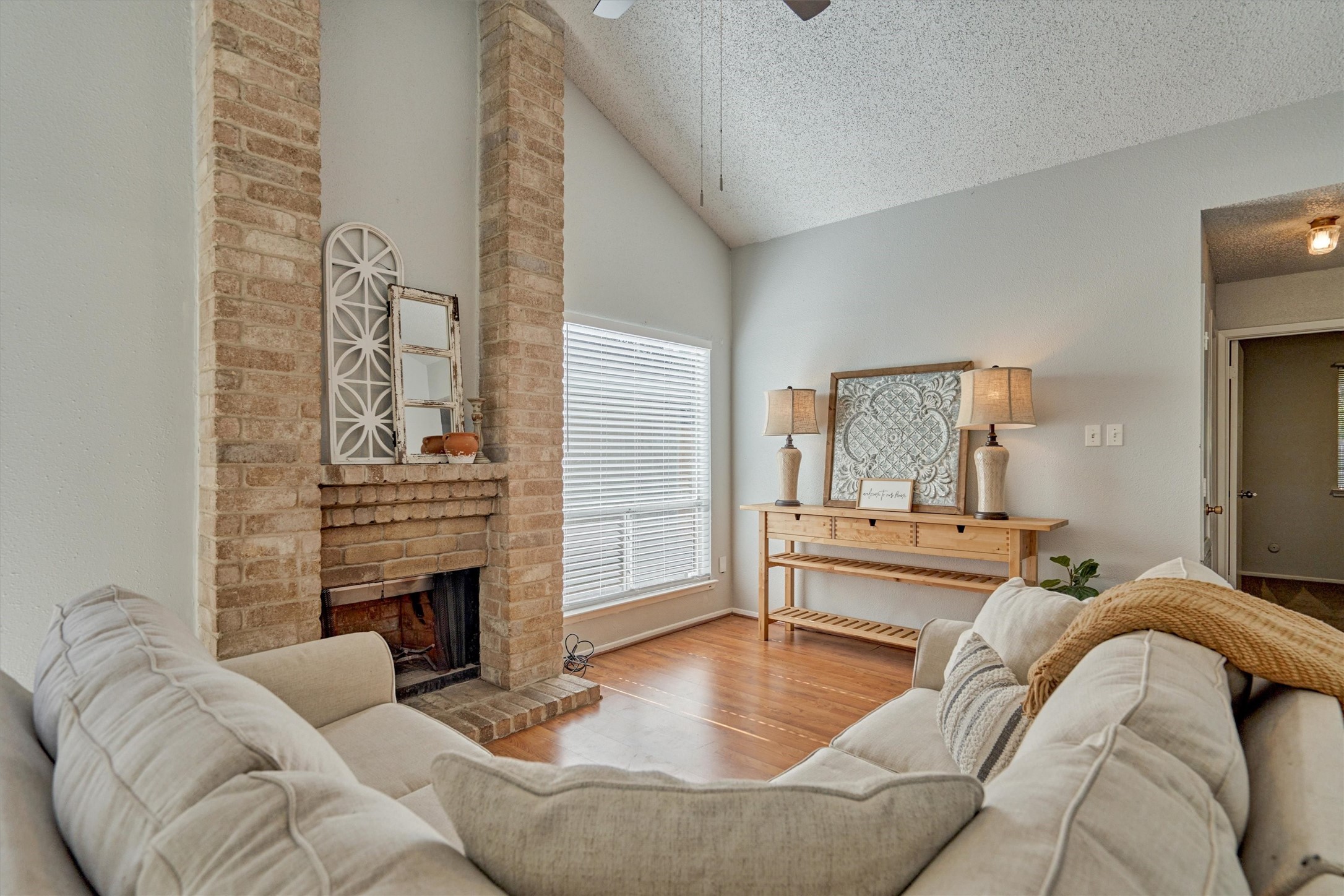 Spring Condo: 23419 Summer Pine Drive