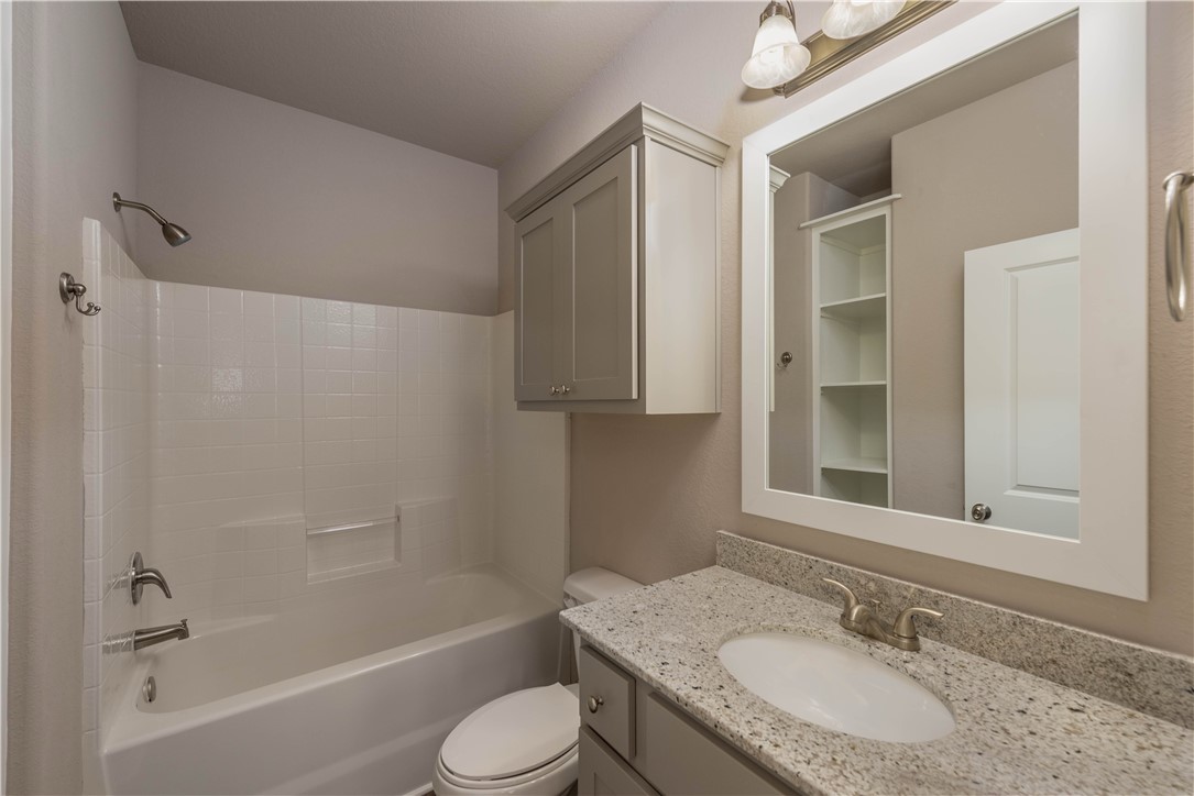 College Station Condo: 3422 Papa Bear Drive