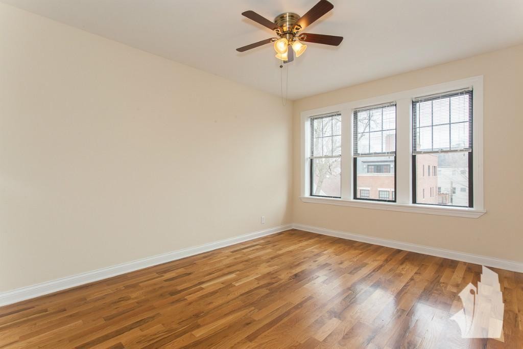 Chicago Condo: 1444 W Byron,