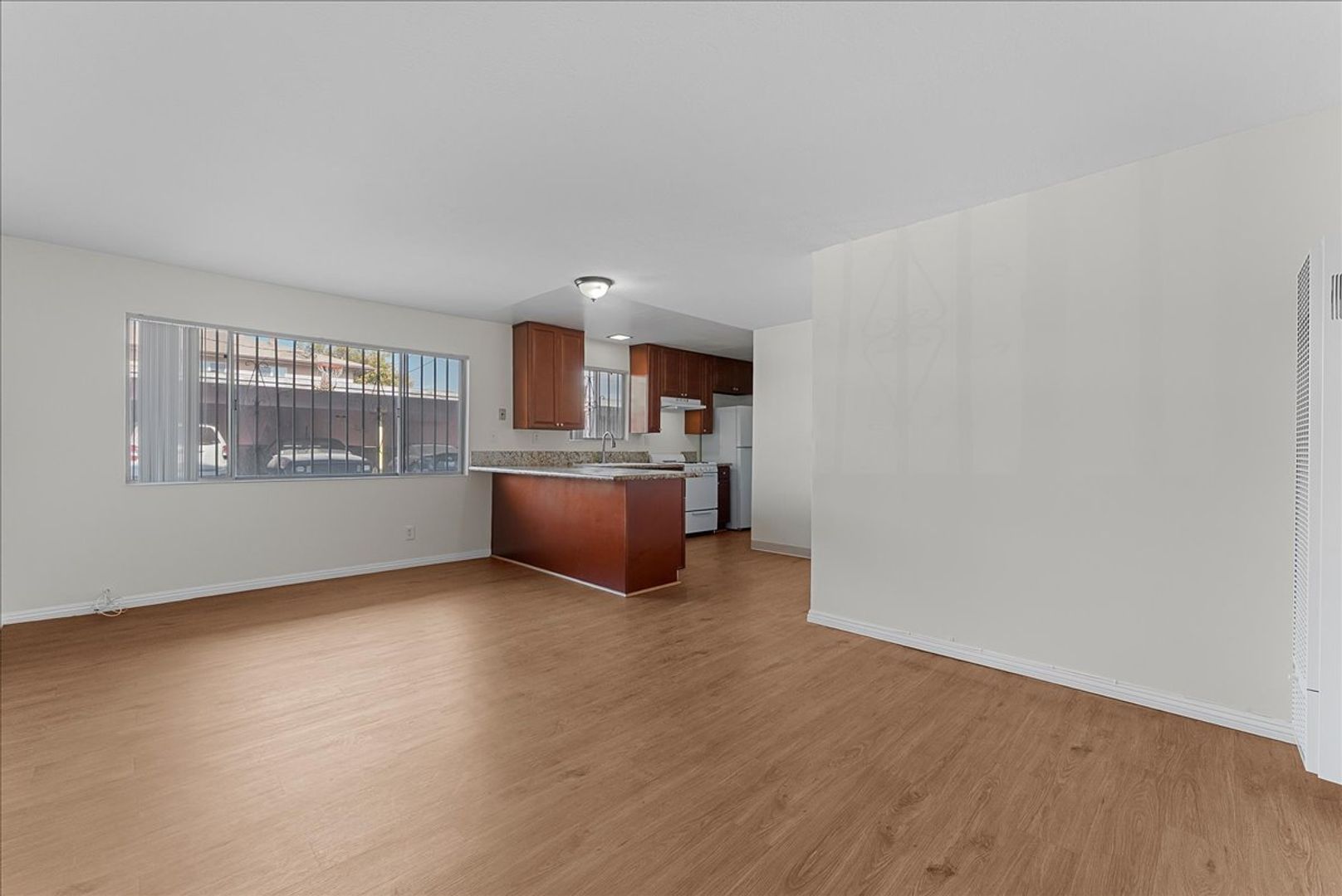 Hawthorne Condo: 4945 W 118th Pl