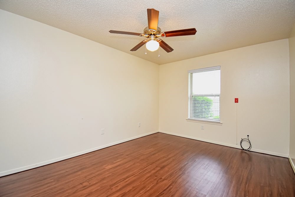 Malakoff Condo: 100 Sunset Street