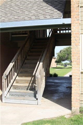 Corpus Christi Condo: 711 Glenoak Drive