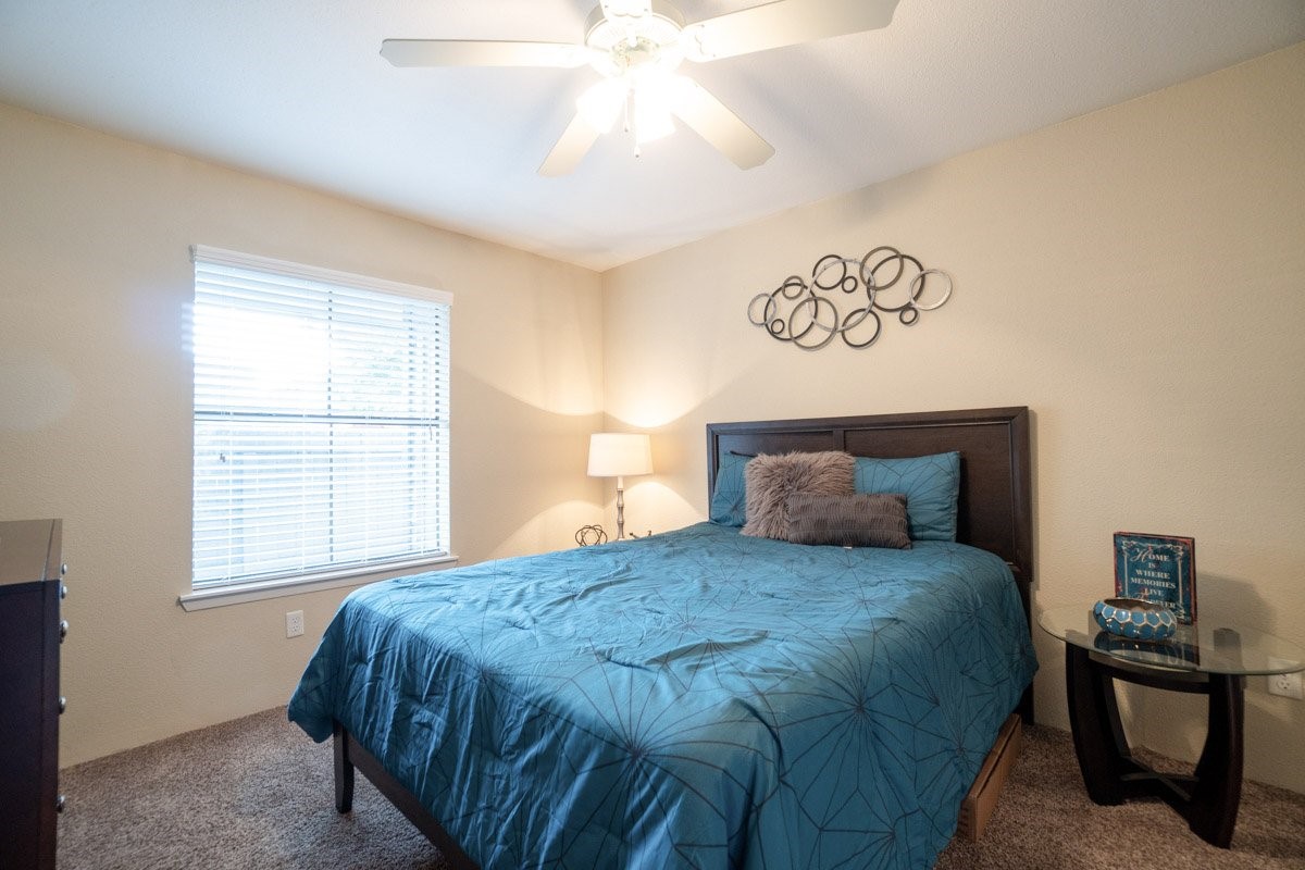 San Marcos Condo: 1400 Clarewood Drive