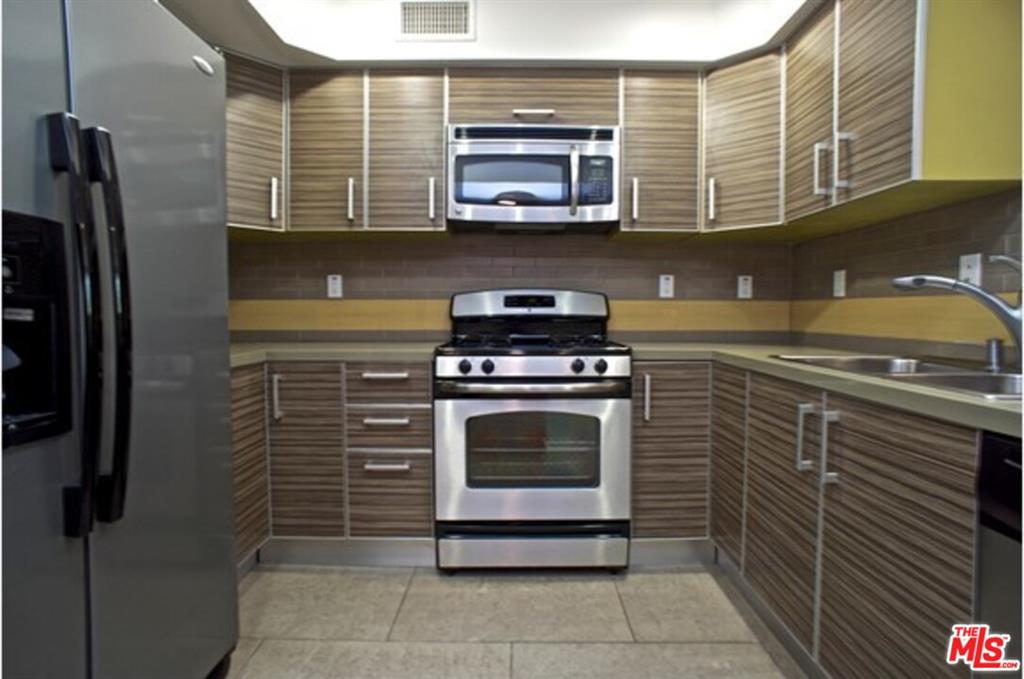 Houston Condo: 214 West 17th St