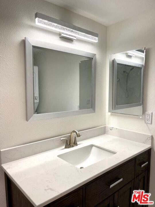 Tierra Verde Condo: 106 1st St E