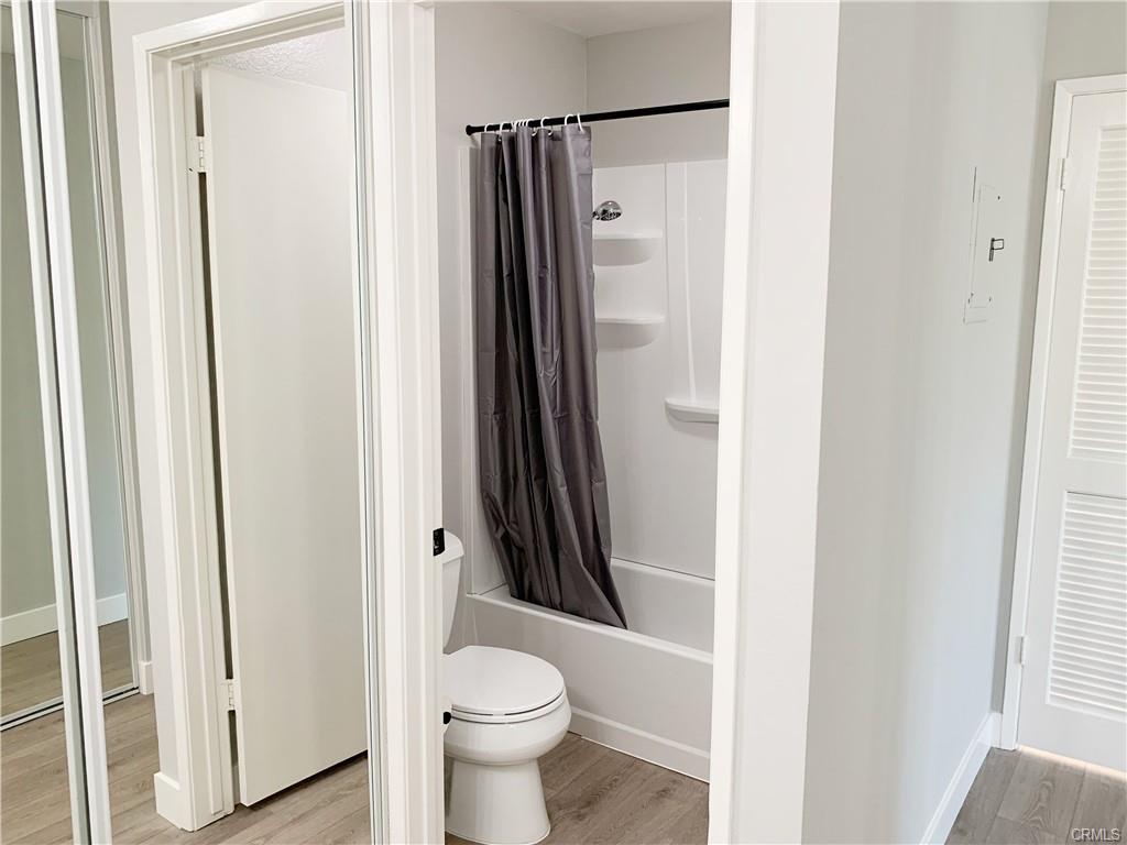 Hollywood Condo: 5200 Washington St