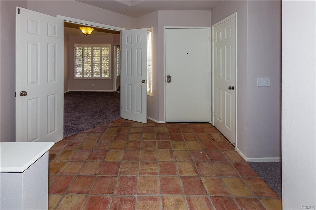 Addison Condo: 843 Heritage Dr