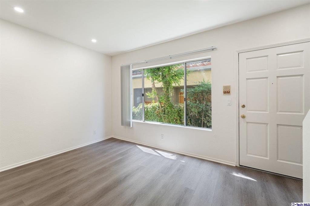 Lakewood Condo: 4831 Adenmoor Ave