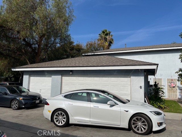 Orange Condo: 869 North Mallard Street